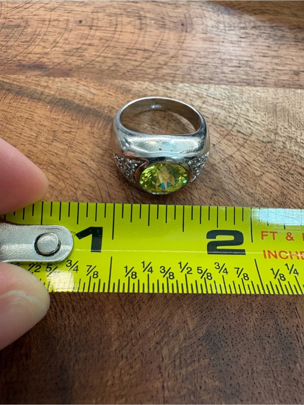 Vintage Gold Plated Ring with Lime Green Gemstone - Size 7.75